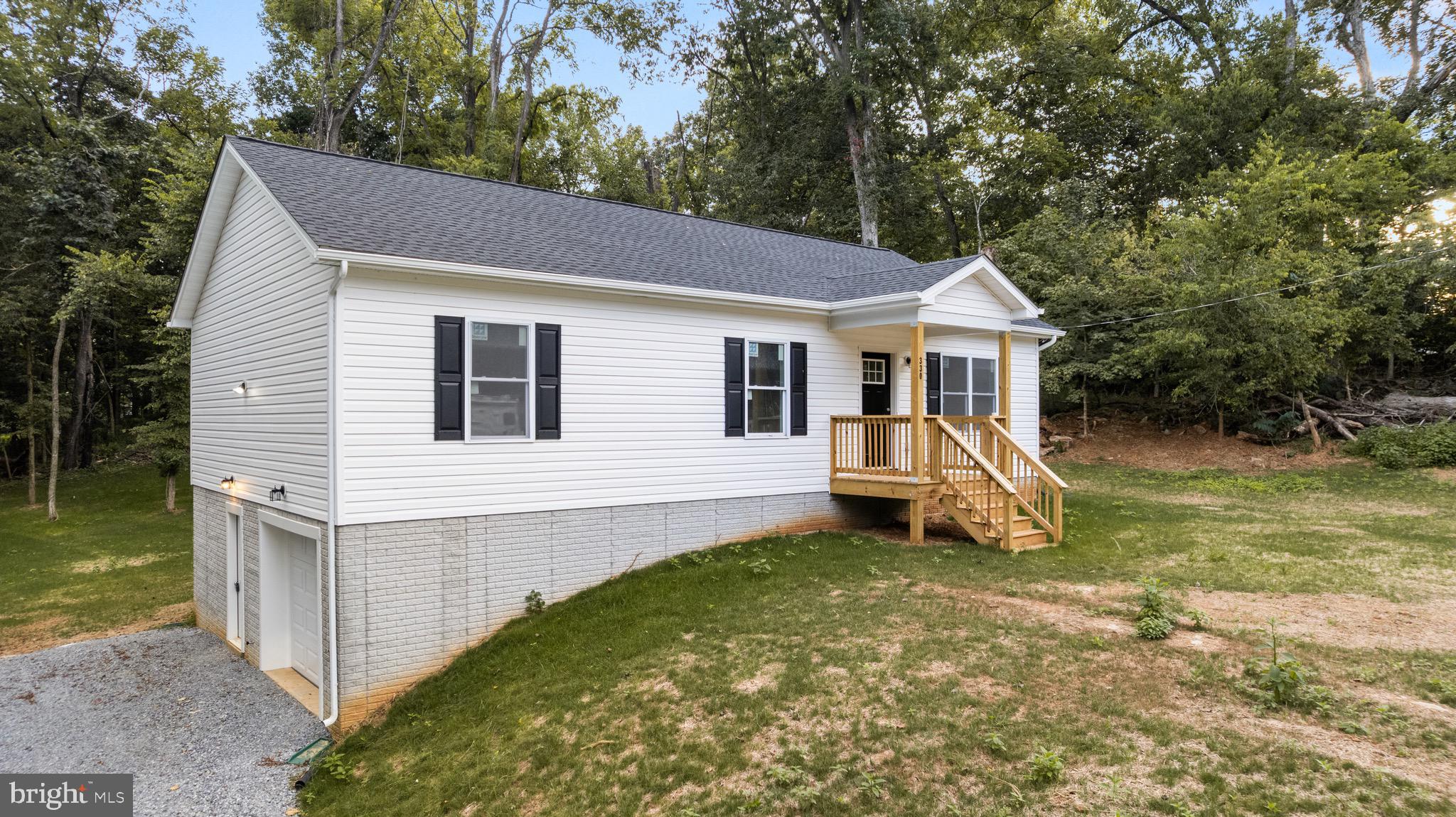 303 FOOTHILL LANE