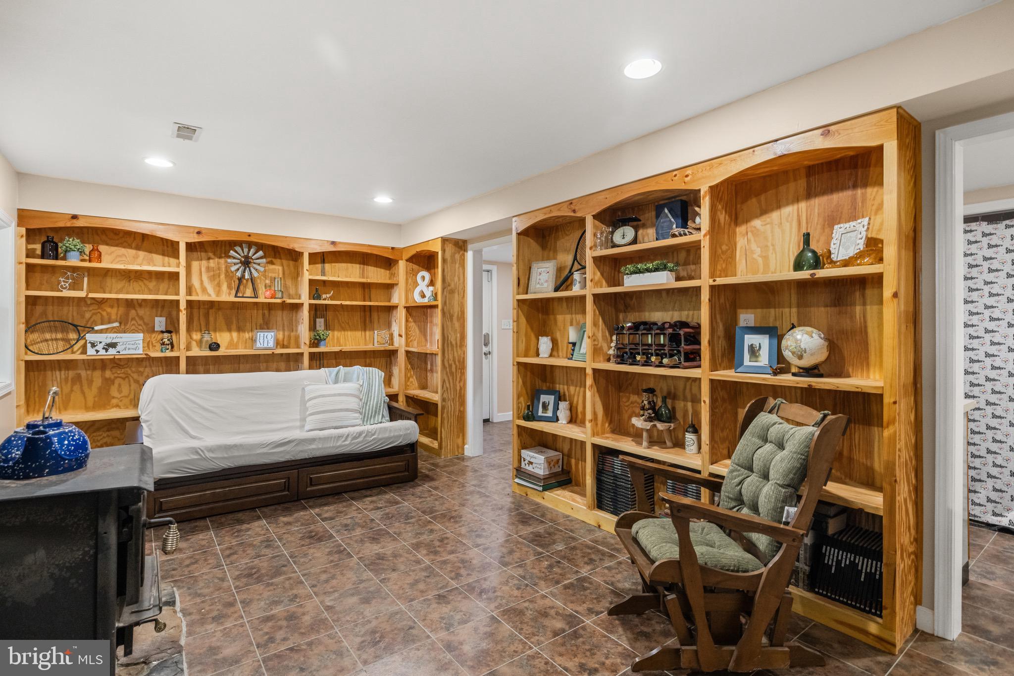 622 SHANNONDALE ROAD