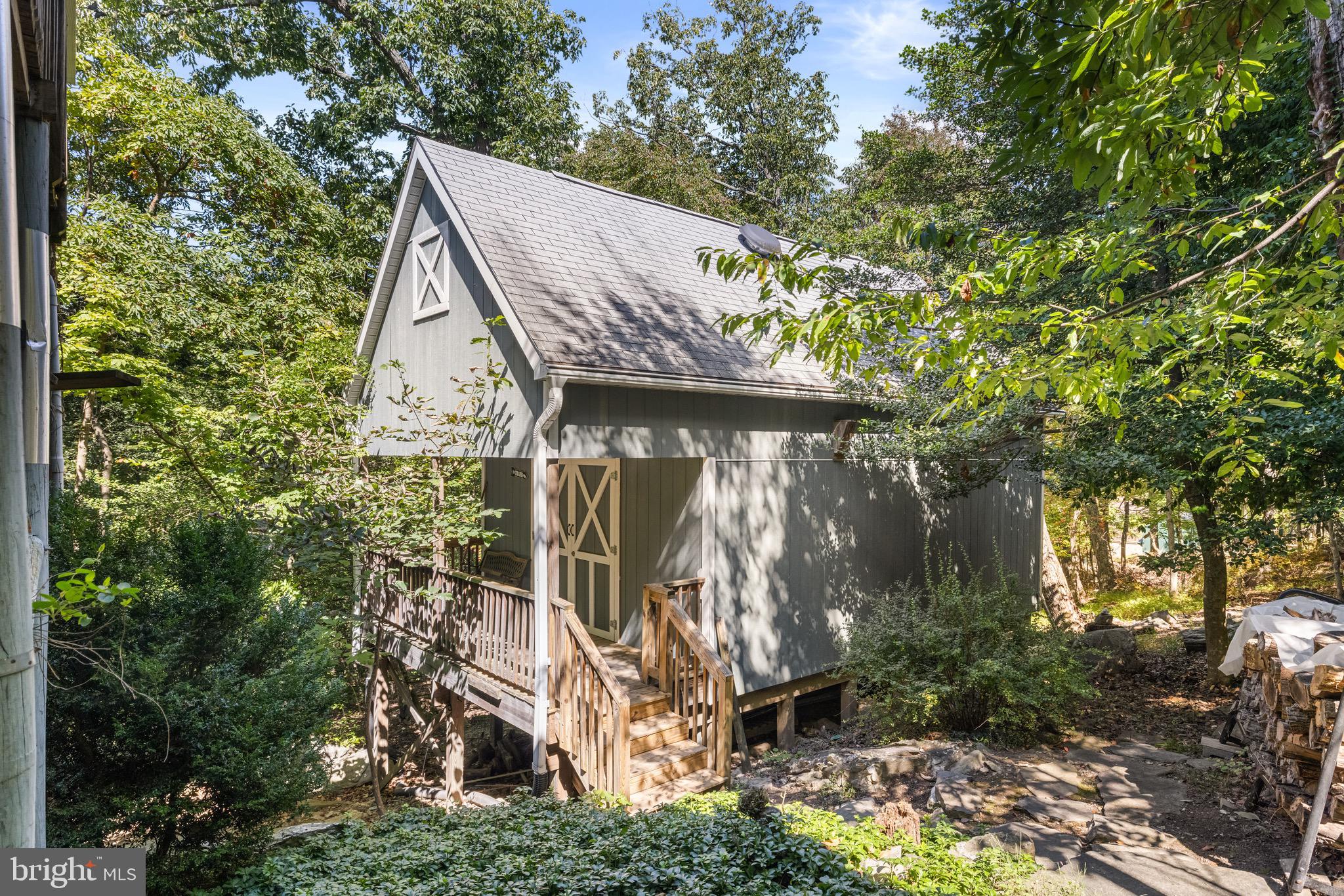 622 SHANNONDALE ROAD