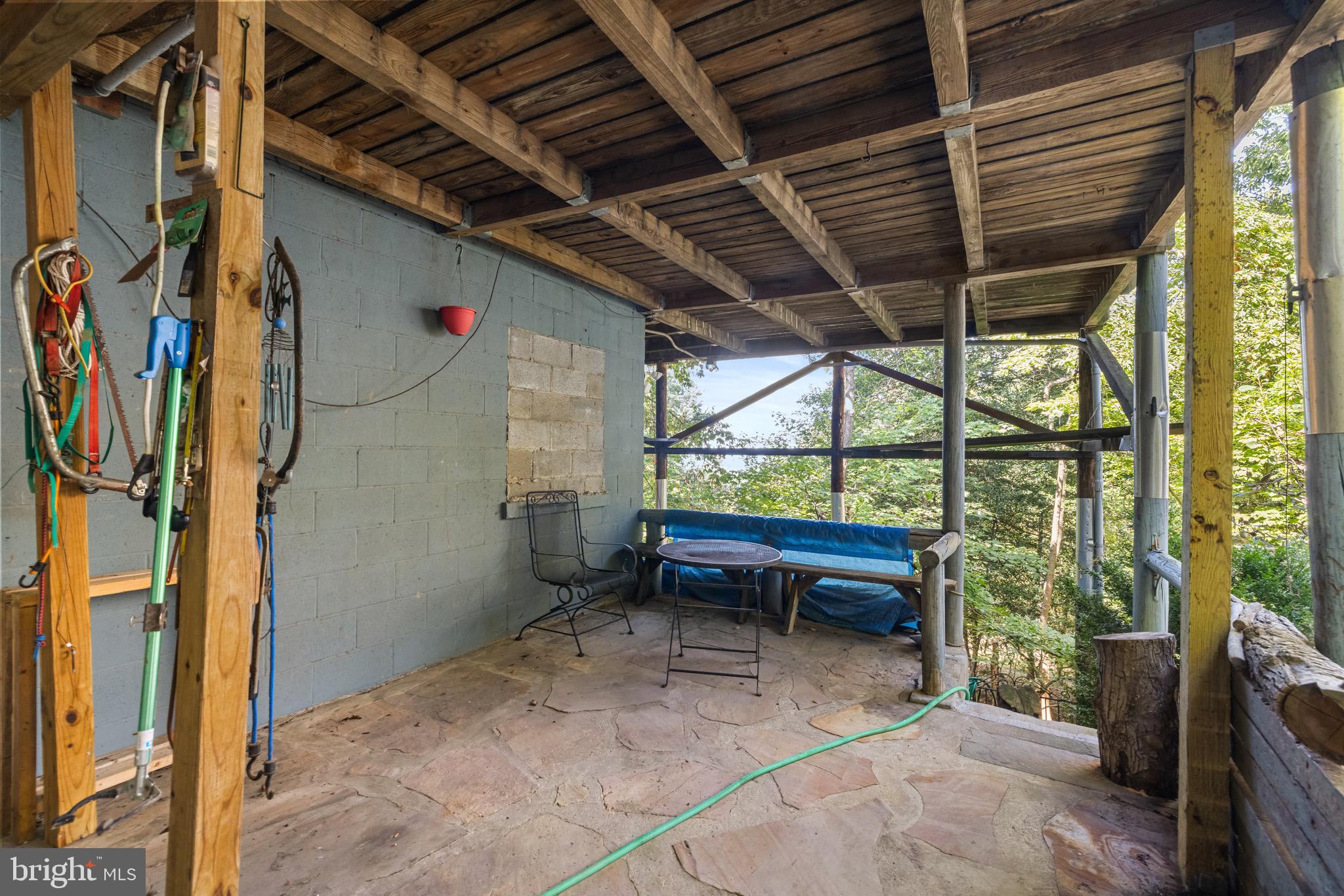 622 SHANNONDALE ROAD