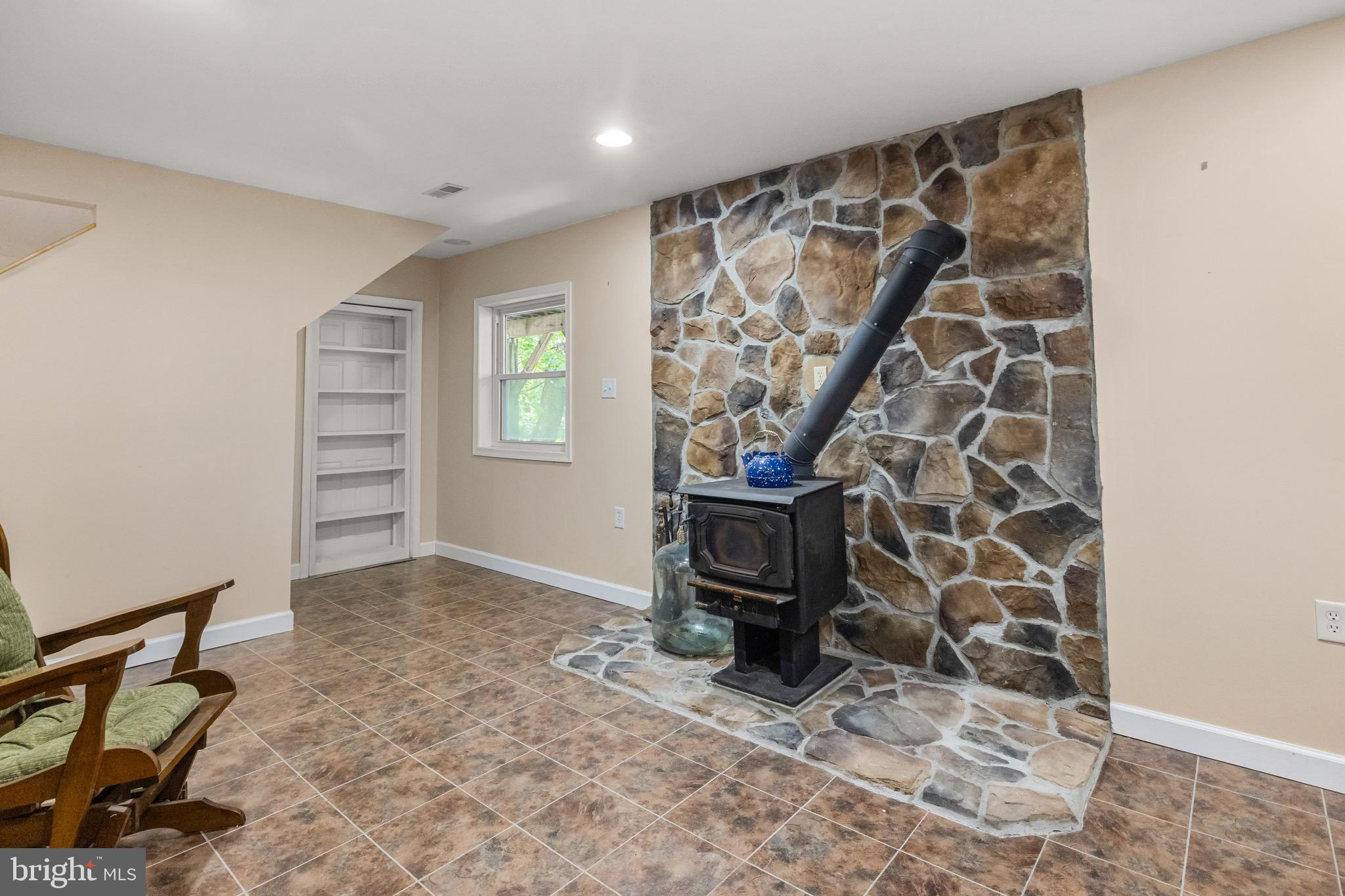 622 SHANNONDALE ROAD