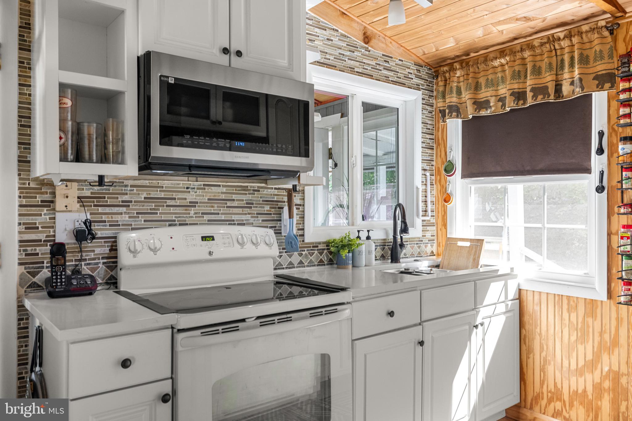 622 SHANNONDALE ROAD