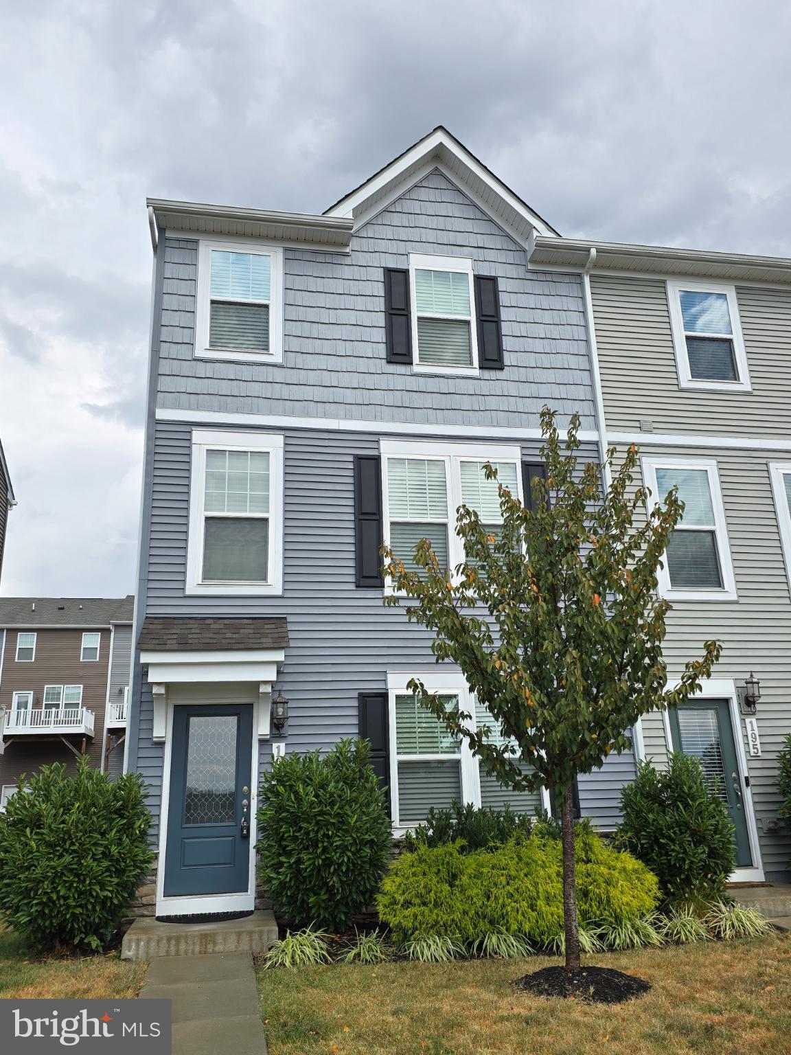 191 PRESIDENTS POINTE AVENUE