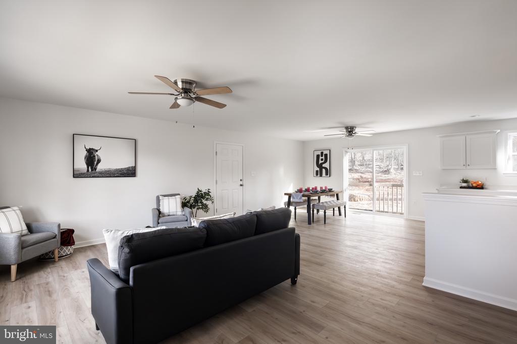 268 DAWN LANE