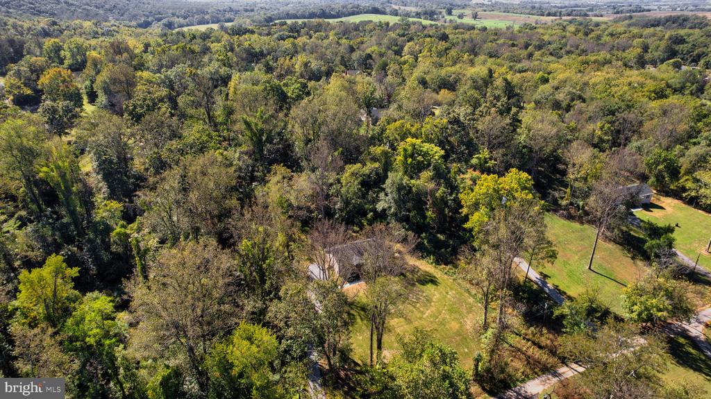 268 DAWN LANE