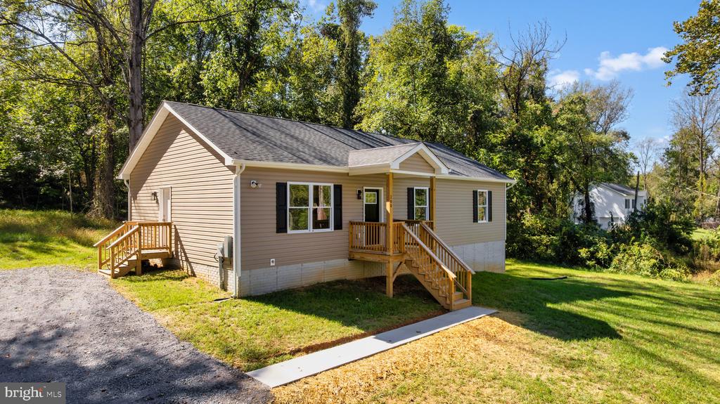 268 DAWN LANE
