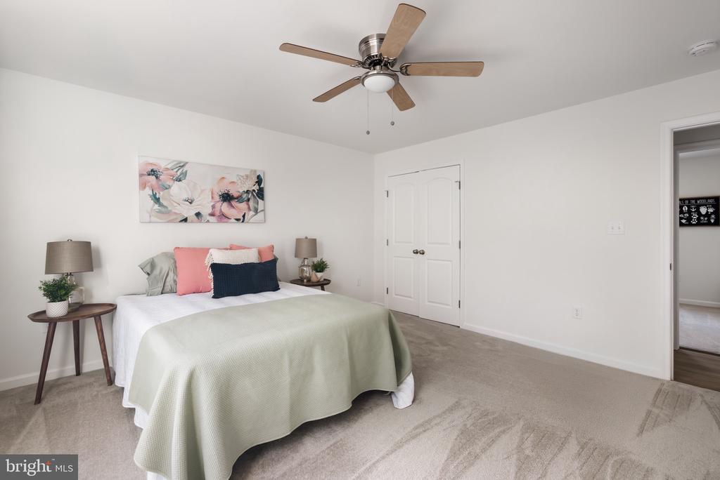 268 DAWN LANE