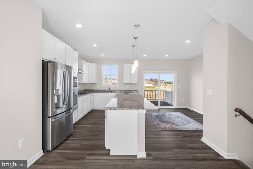 569 SEEBACK DR