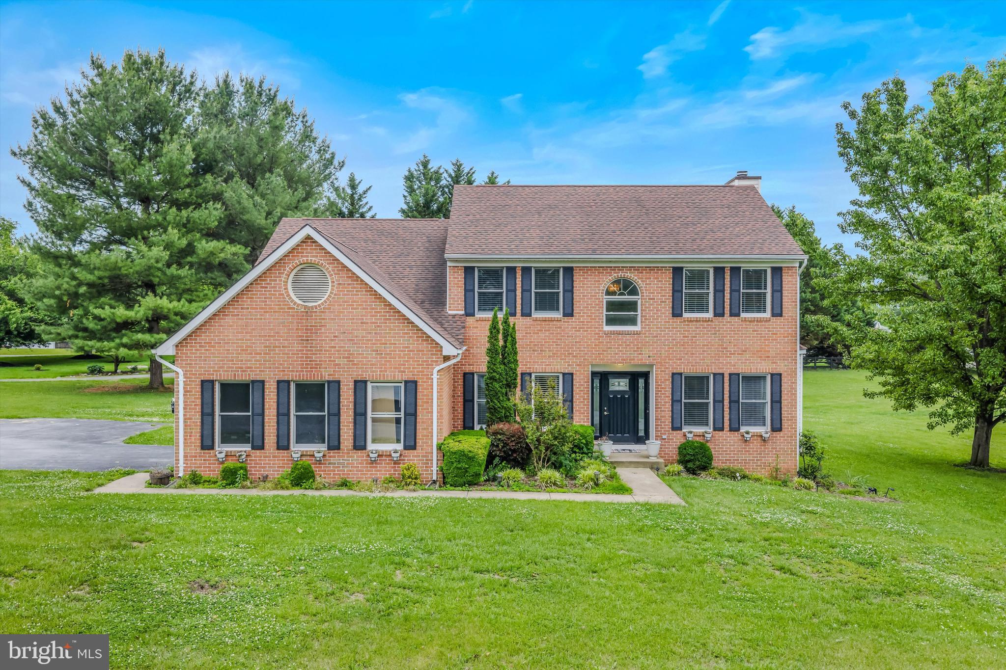 346 DEER RIDGE DRIVE