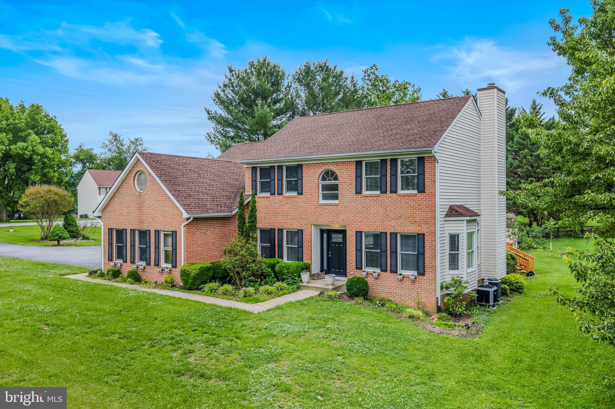 346 DEER RIDGE DRIVE