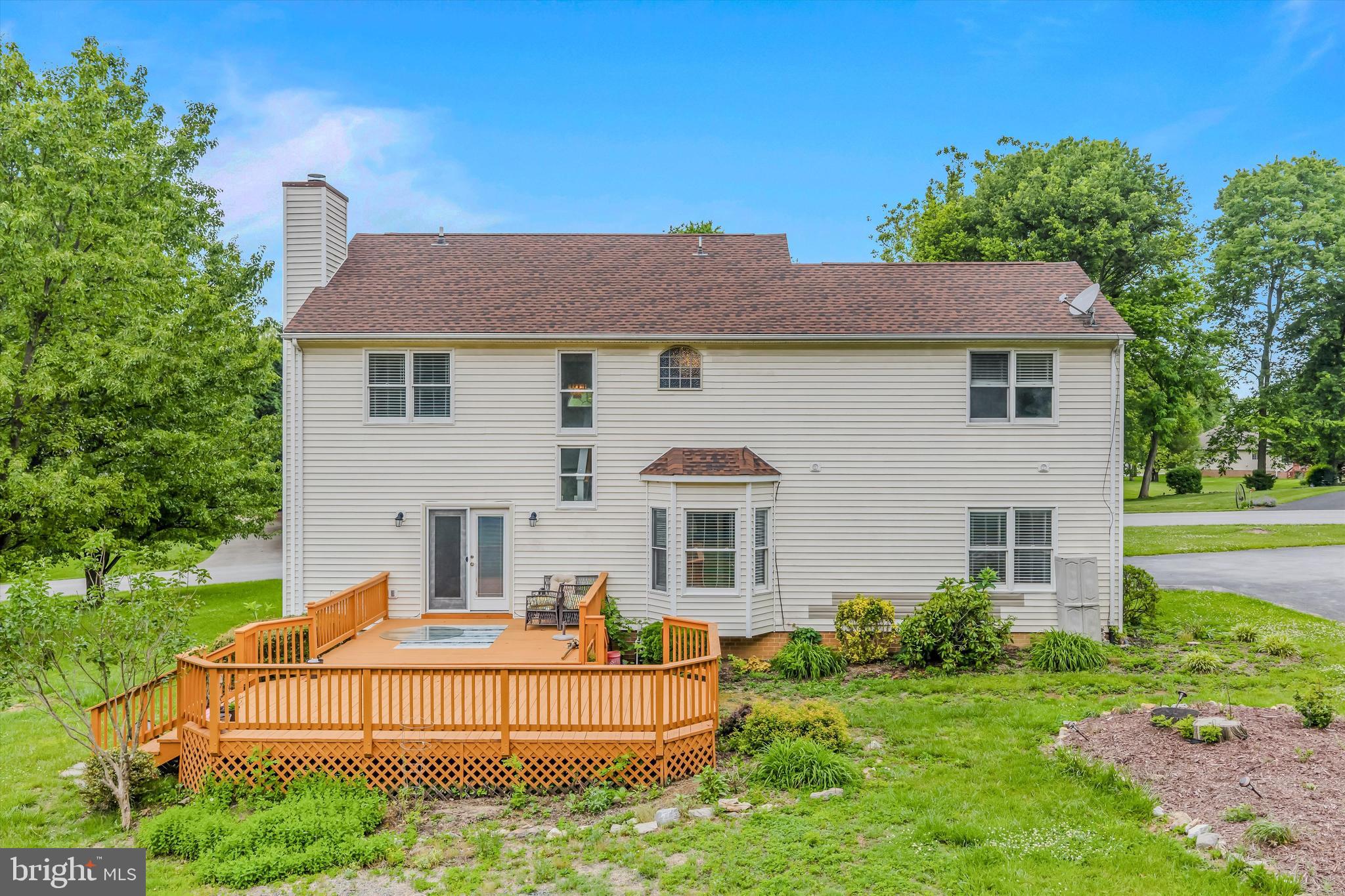 346 DEER RIDGE DRIVE