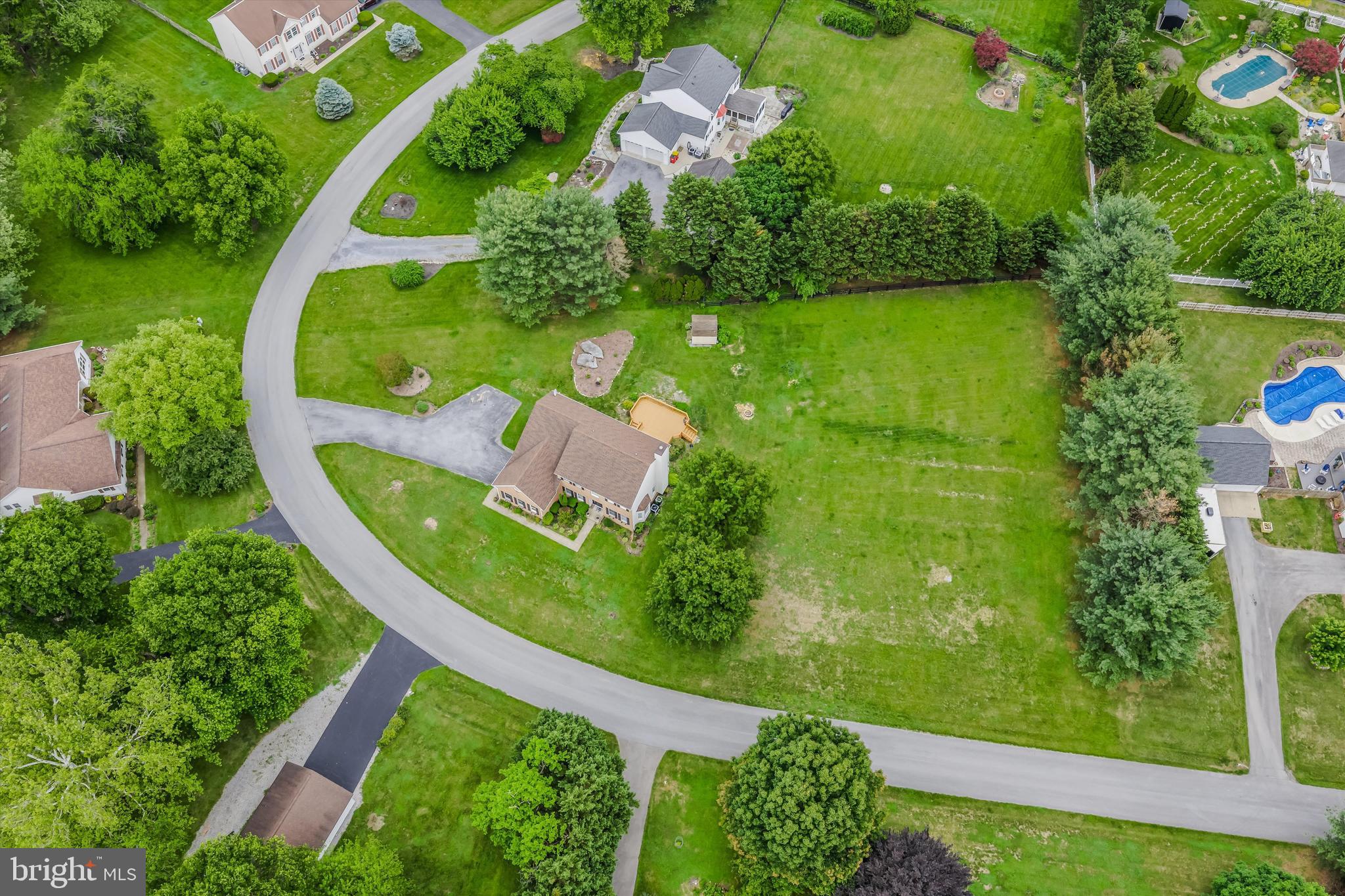 346 DEER RIDGE DRIVE