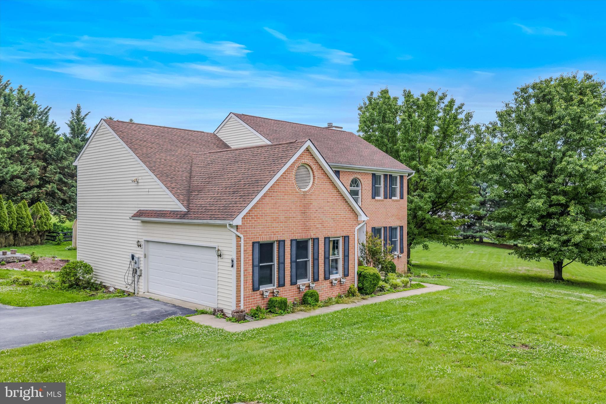 346 DEER RIDGE DRIVE