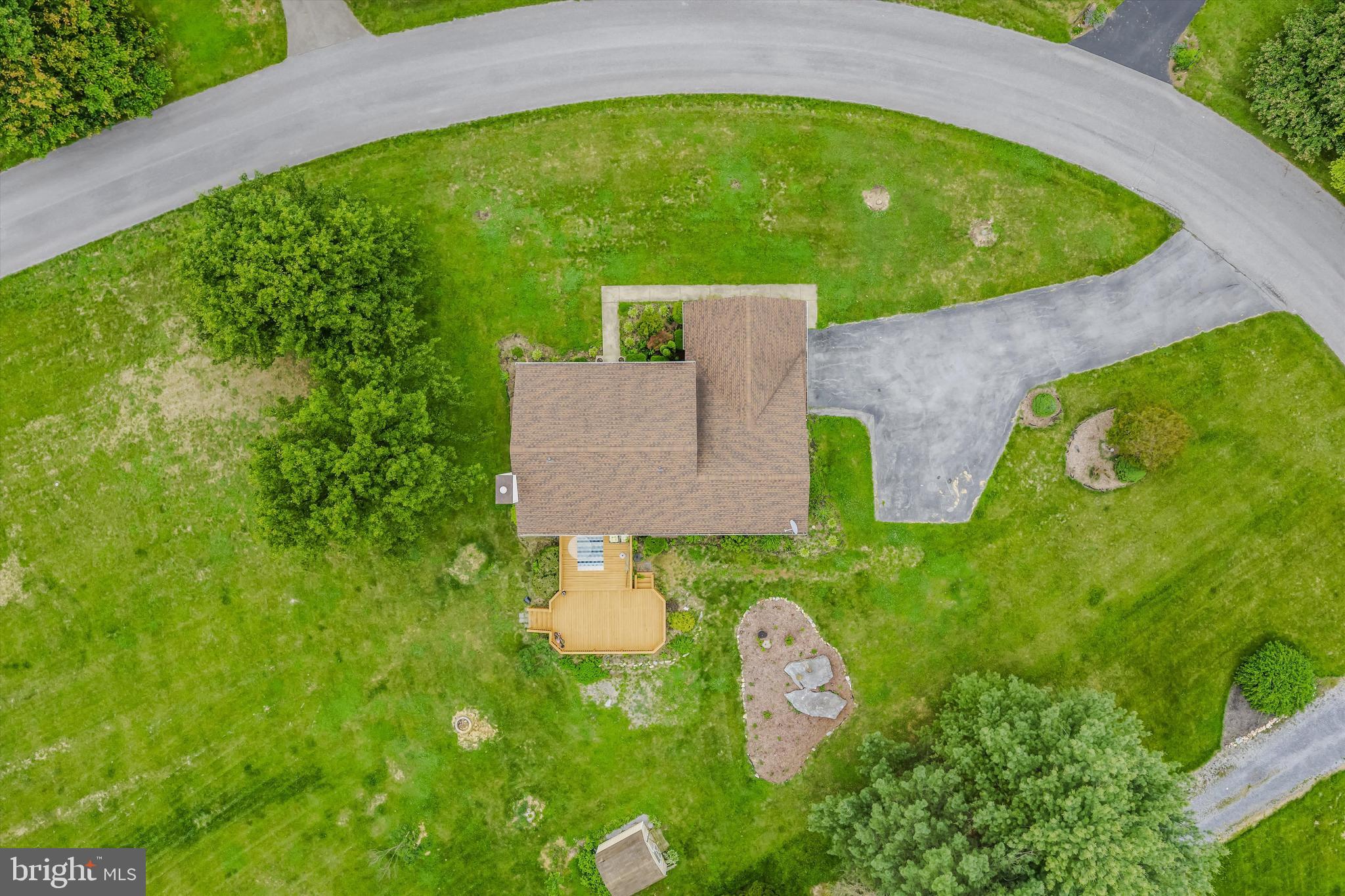 346 DEER RIDGE DRIVE