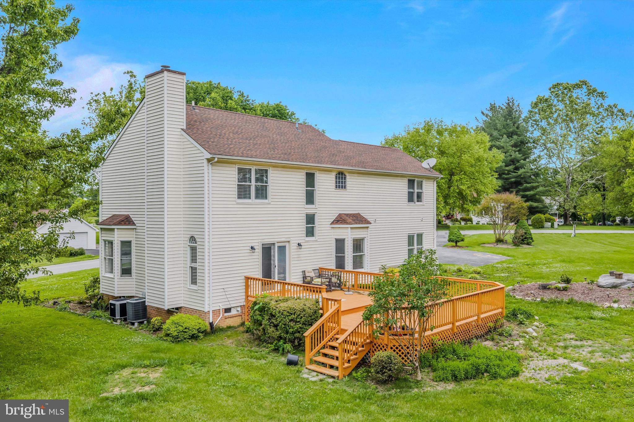 346 DEER RIDGE DRIVE