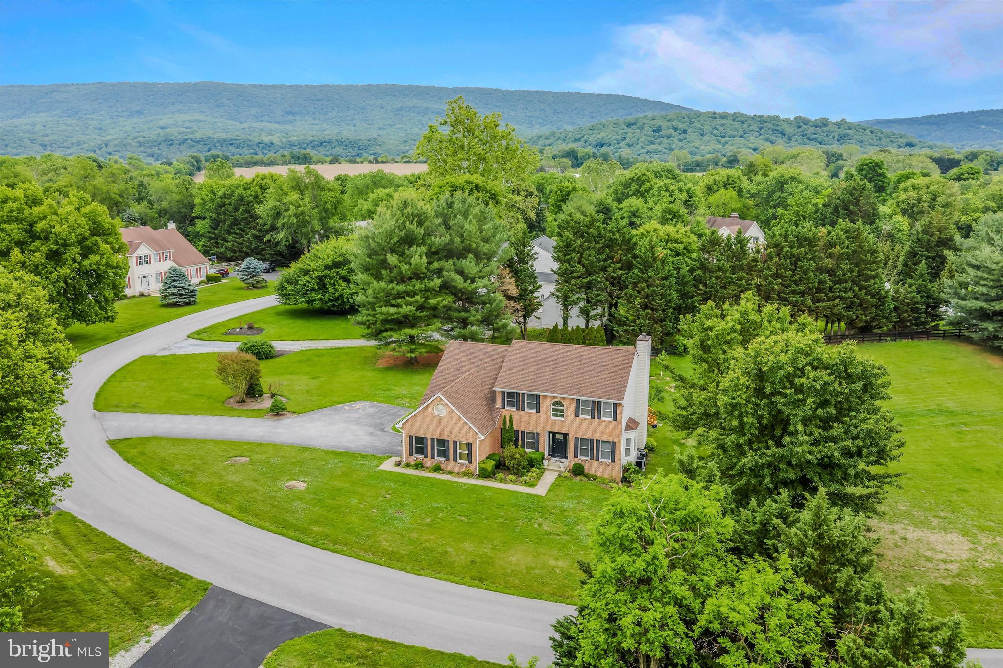 346 DEER RIDGE DRIVE