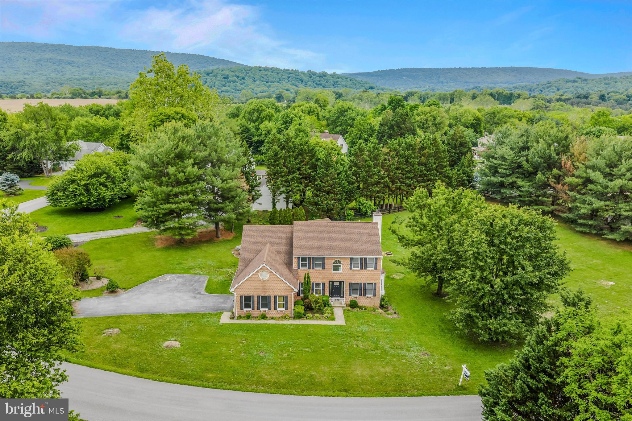 346 DEER RIDGE DRIVE