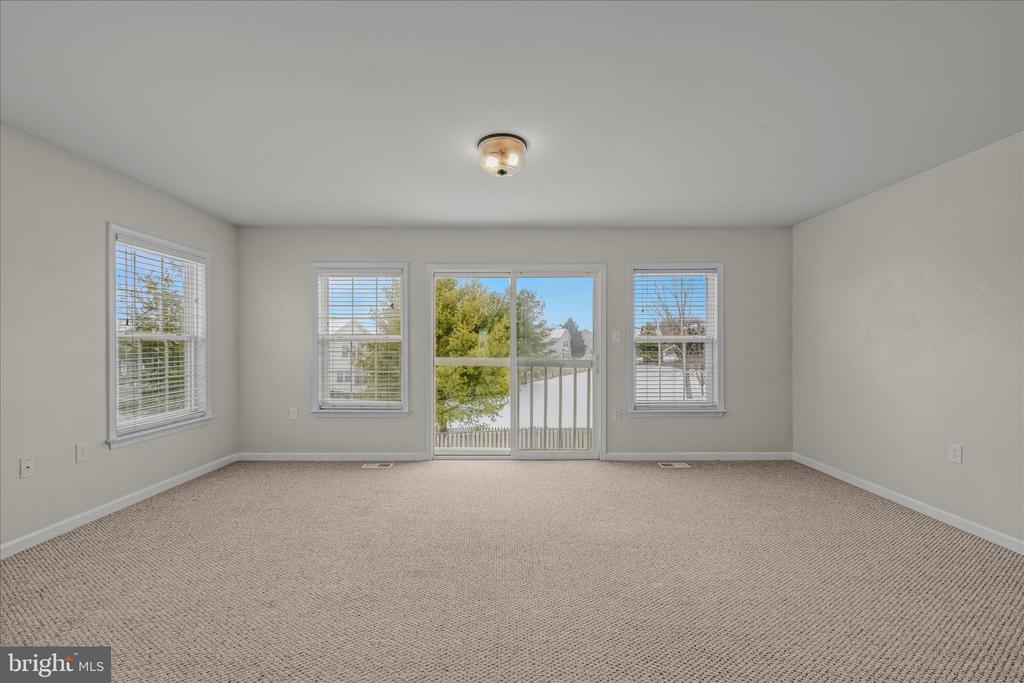 36 BRUCE DRIVE