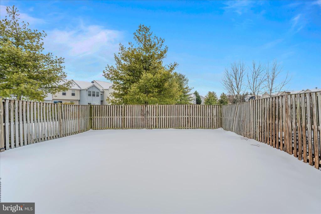 36 BRUCE DRIVE