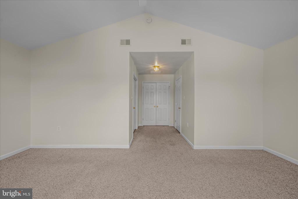 36 BRUCE DRIVE