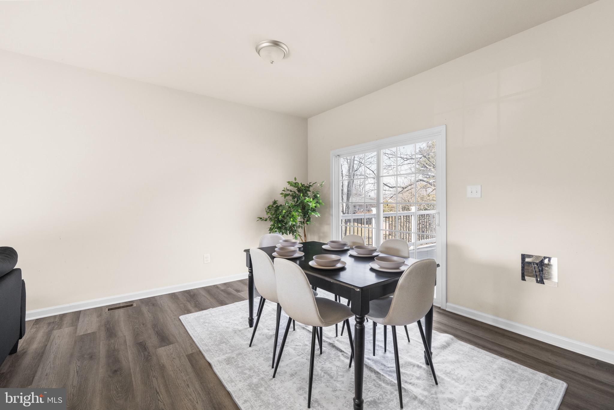 239 SUNLITE DRIVE