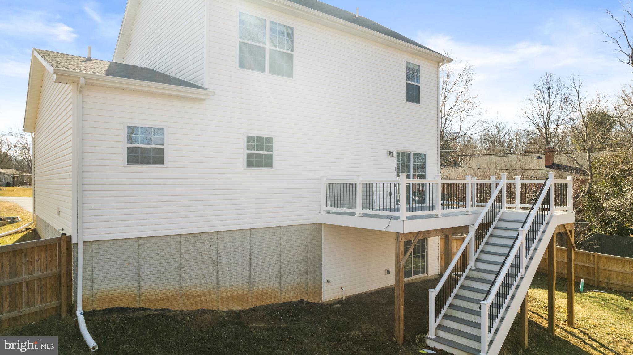 239 SUNLITE DRIVE