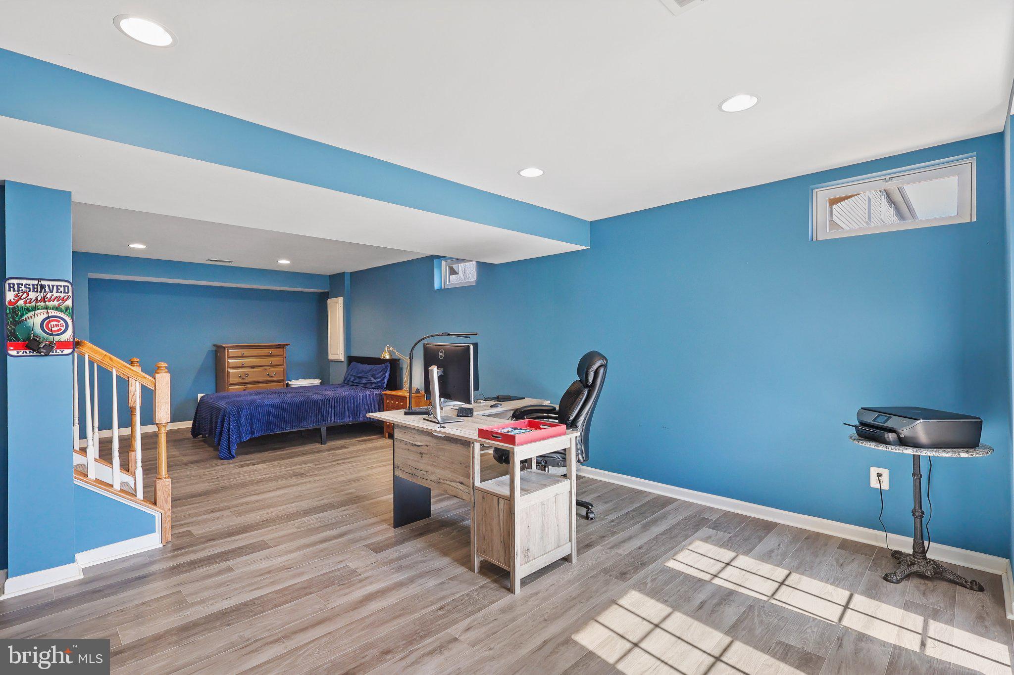 119 THATCHER COURT