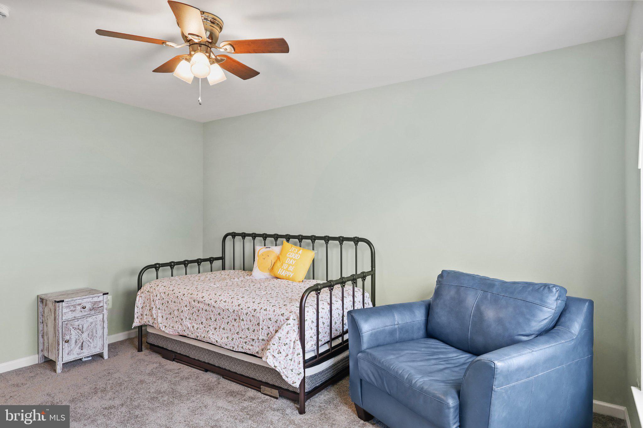 119 THATCHER COURT