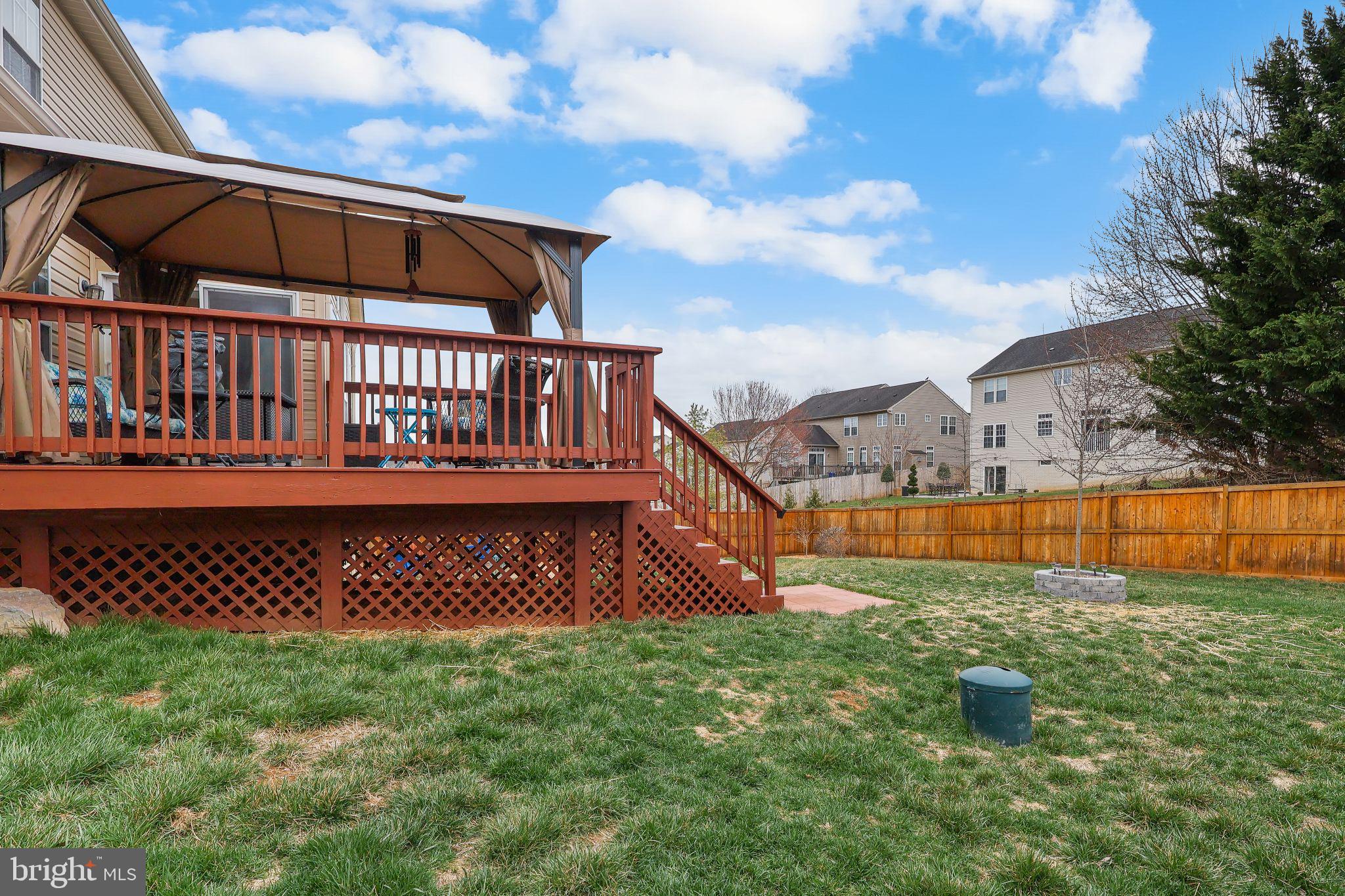 119 THATCHER COURT