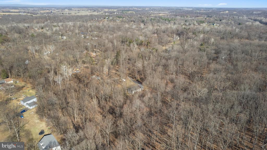 362 DAWN LANE