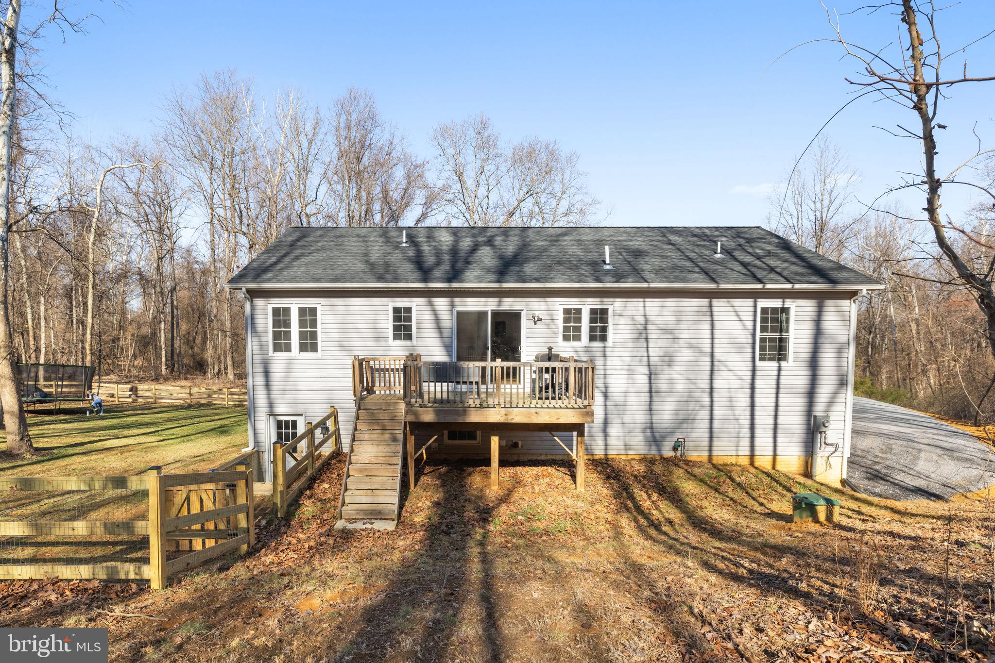 362 DAWN LANE