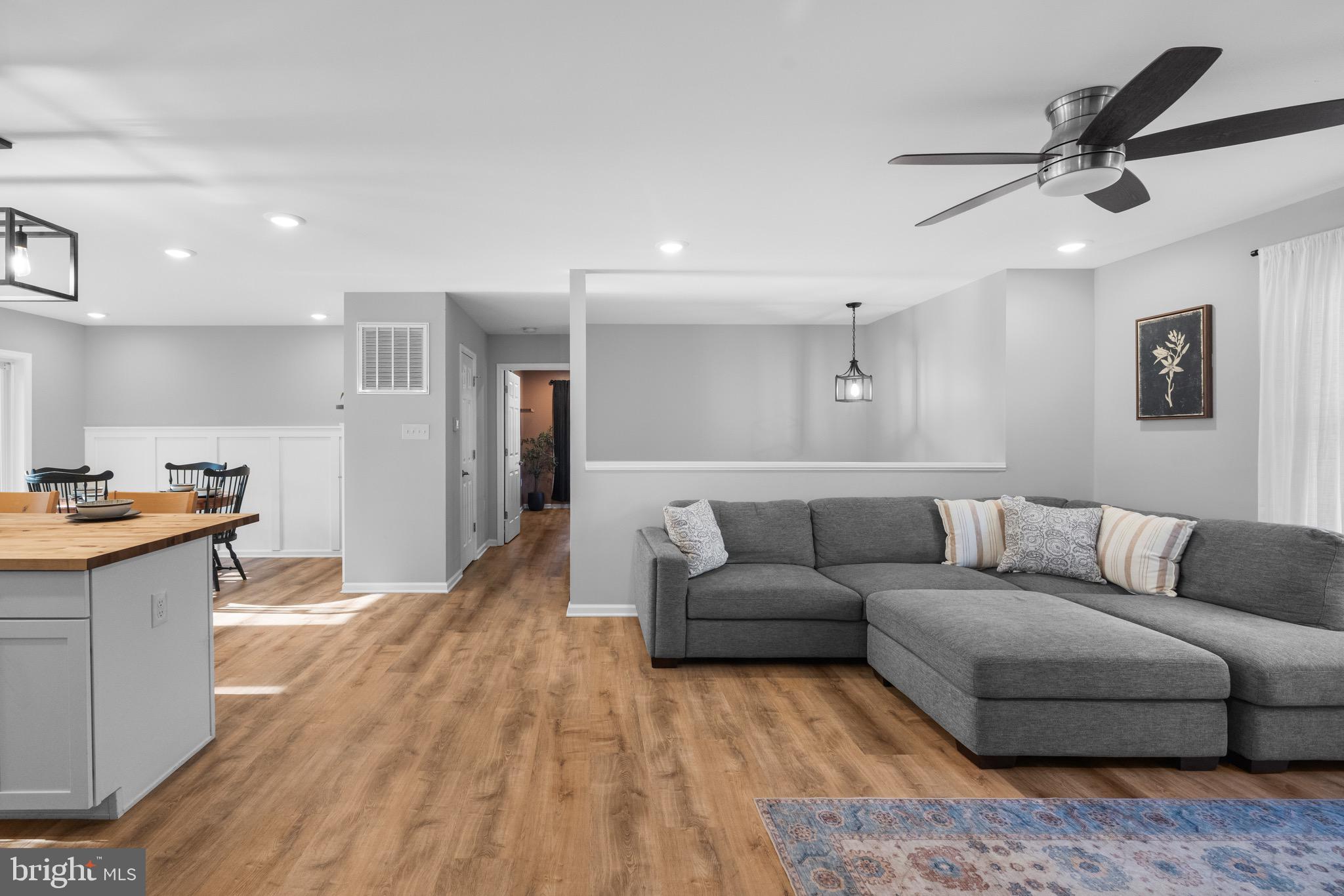362 DAWN LANE