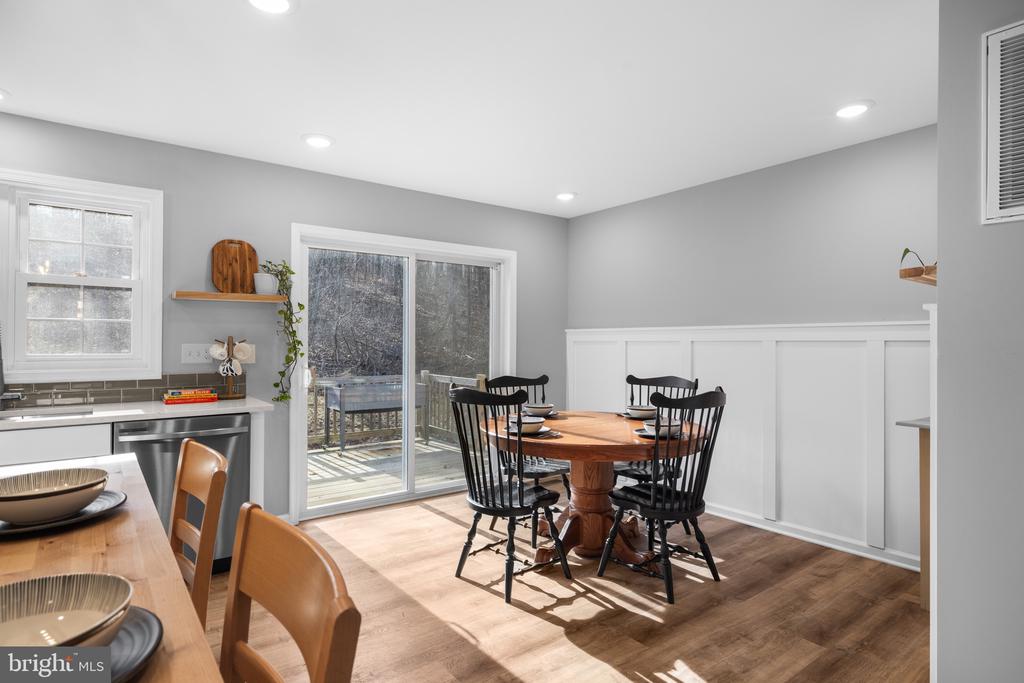 362 DAWN LANE