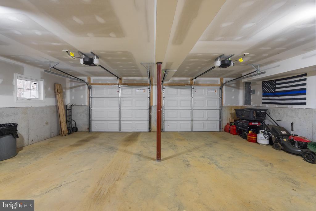 362 DAWN LANE