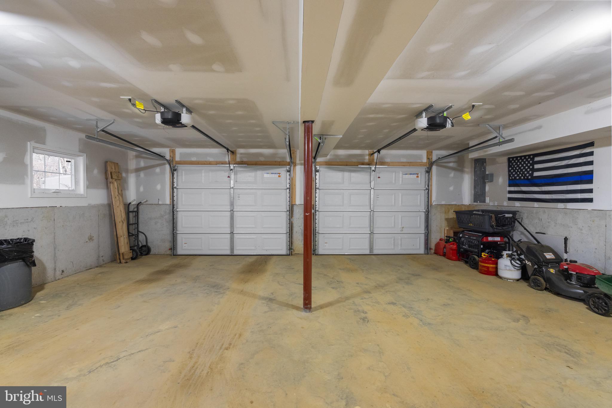 362 DAWN LANE