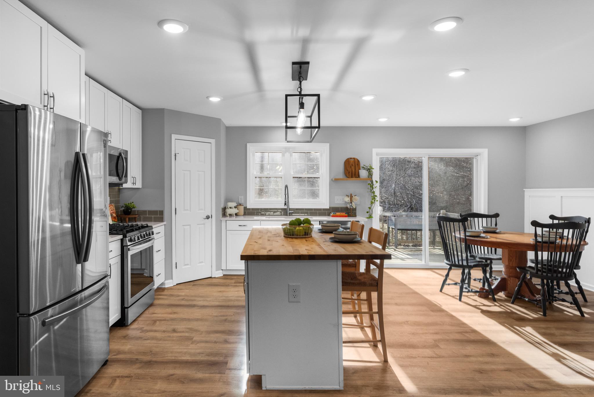 362 DAWN LANE