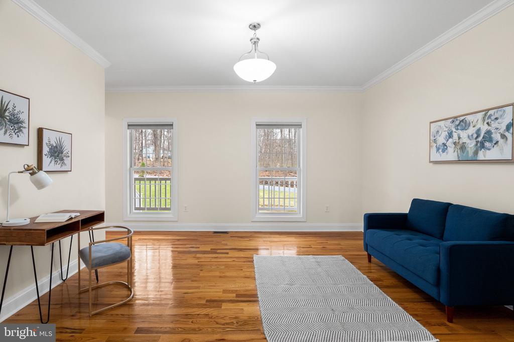33 CAESAR ROAD