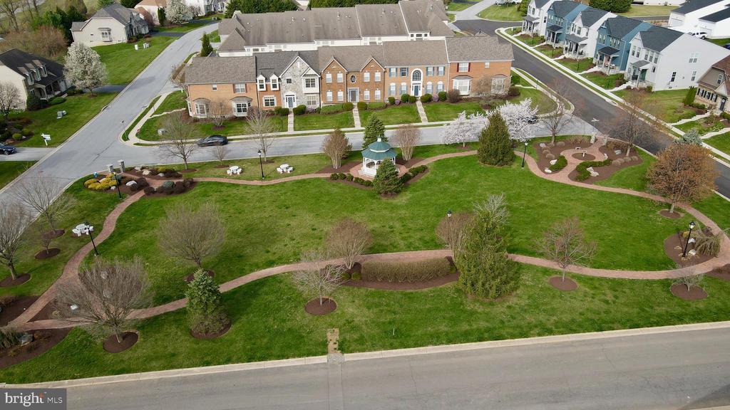27 BEALLAIR SQUARE DRIVE