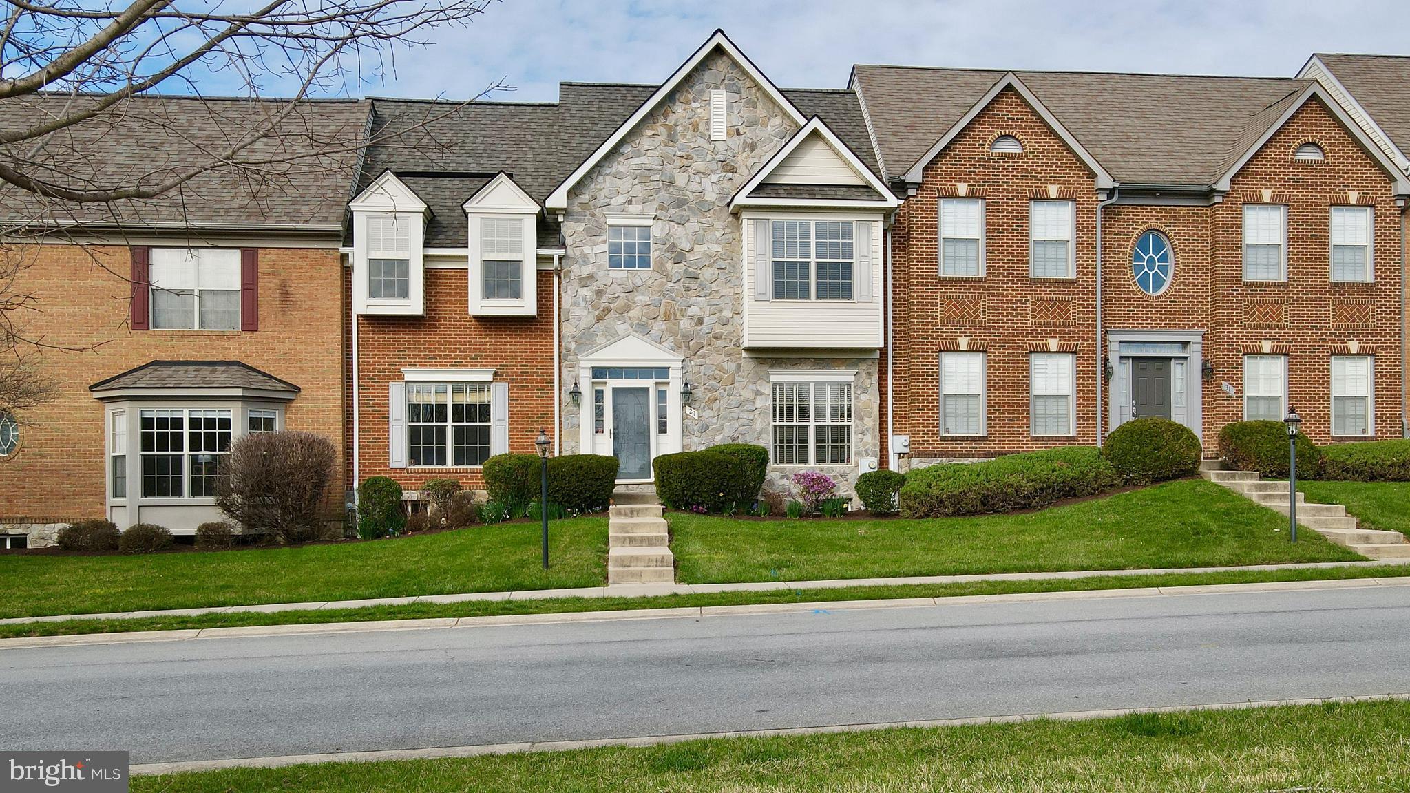 27 BEALLAIR SQUARE DRIVE