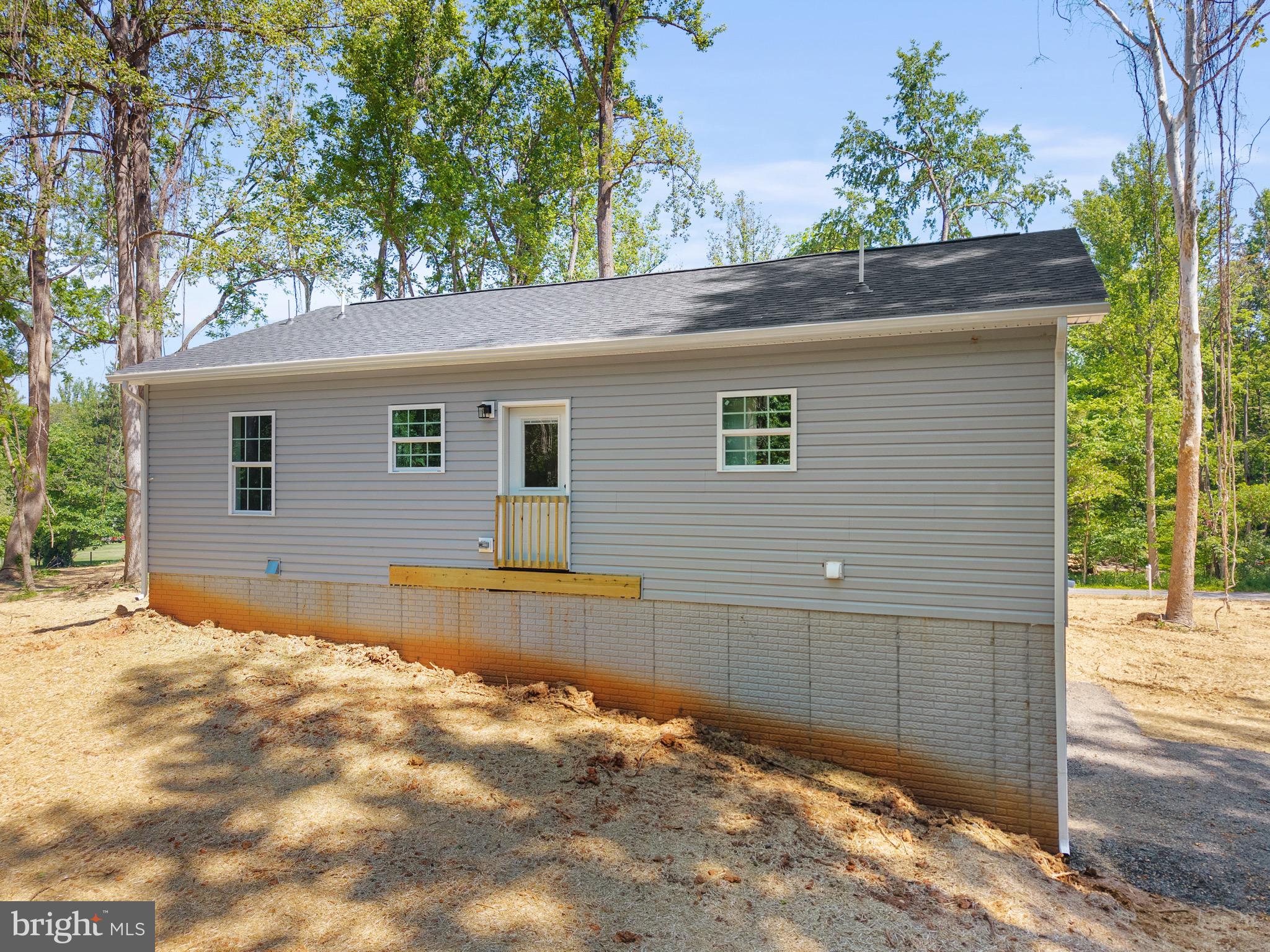 358 DAWN LANE