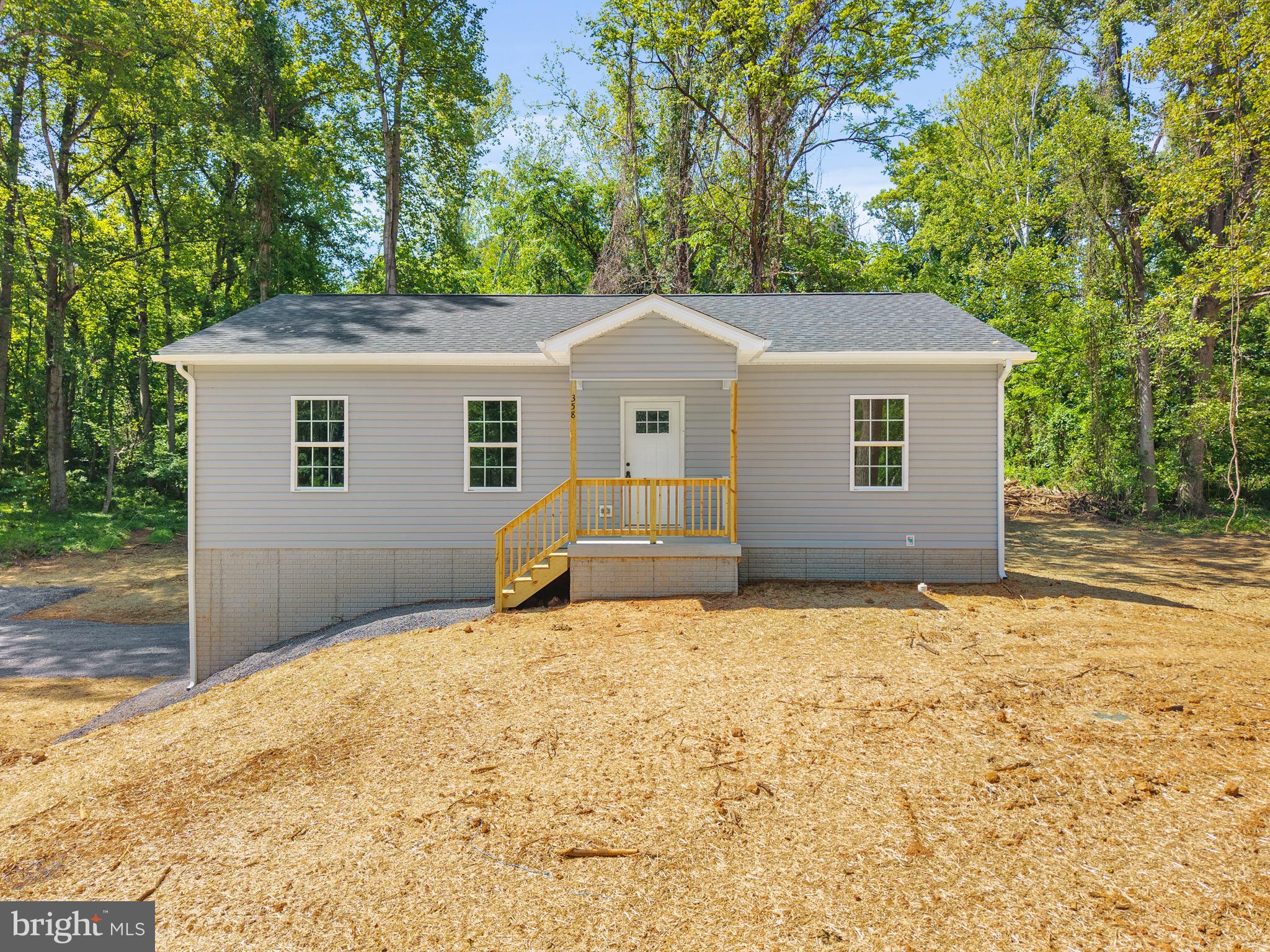 358 DAWN LANE