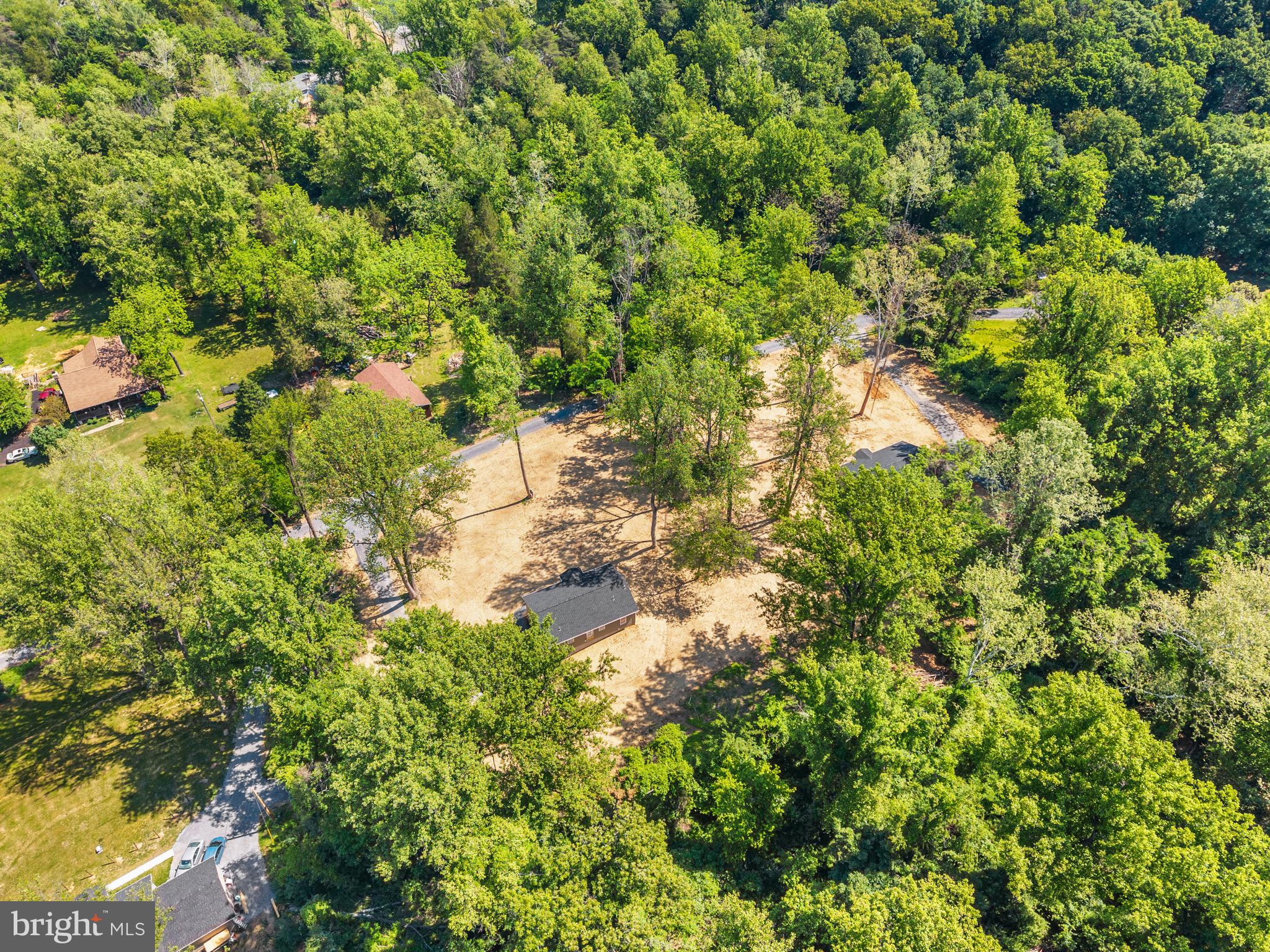 292 DAWN LANE
