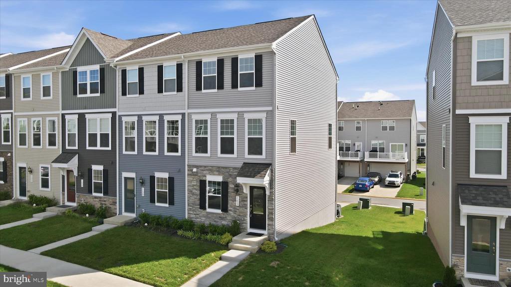 163 ANTHEM STREET