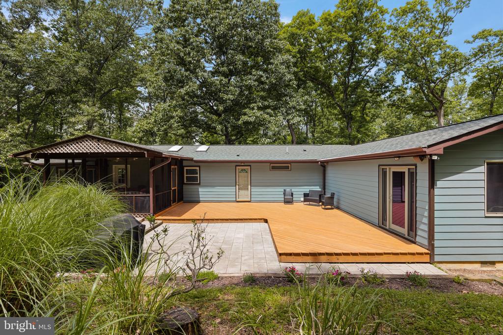 715 MOUNT VISTA TRAIL