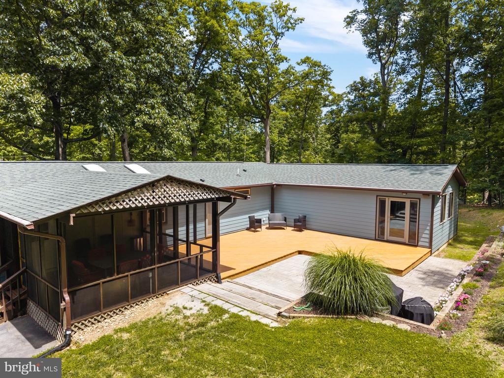 715 MOUNT VISTA TRAIL