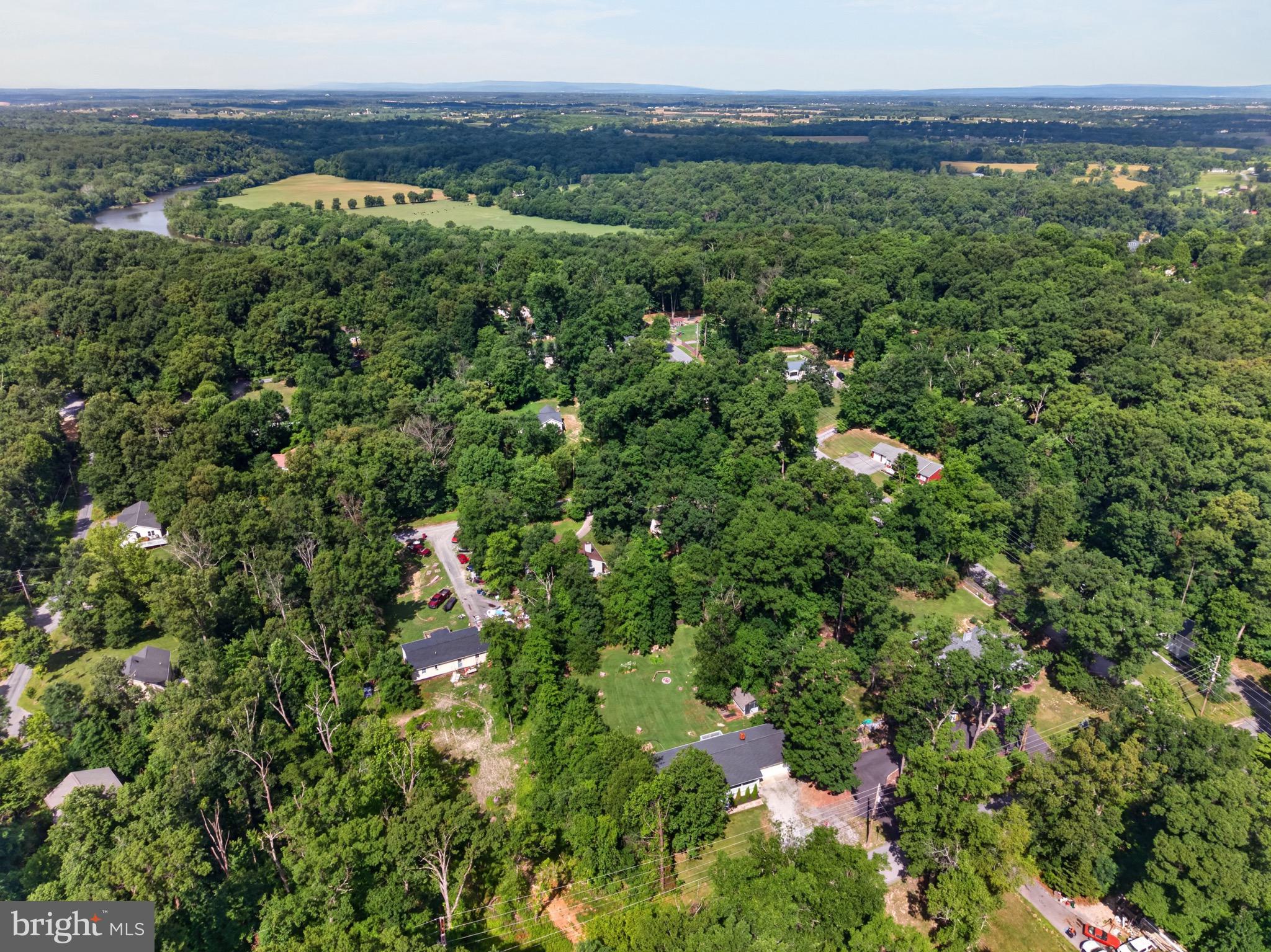 885 WILD ROSE LANE