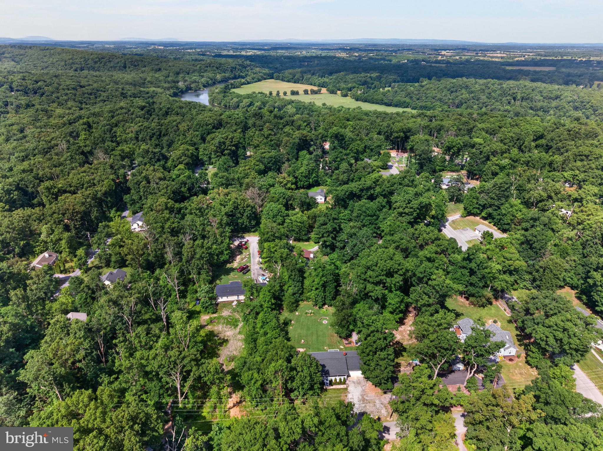 885 WILD ROSE LANE