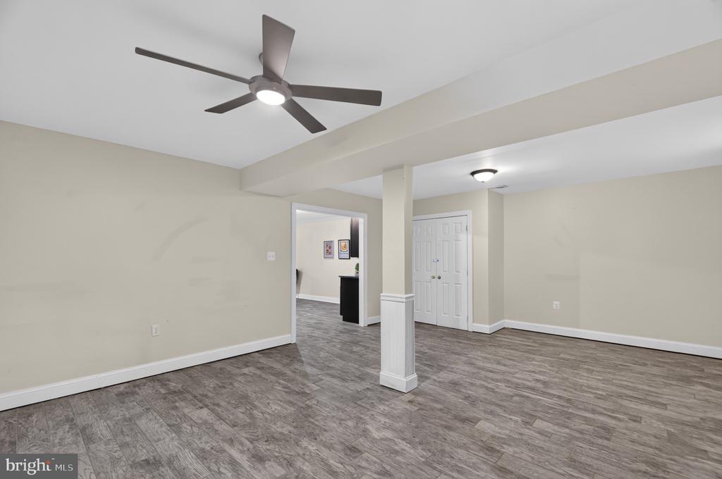 885 WILD ROSE LANE