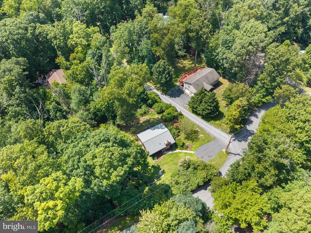 327 CUB RUN LANE
