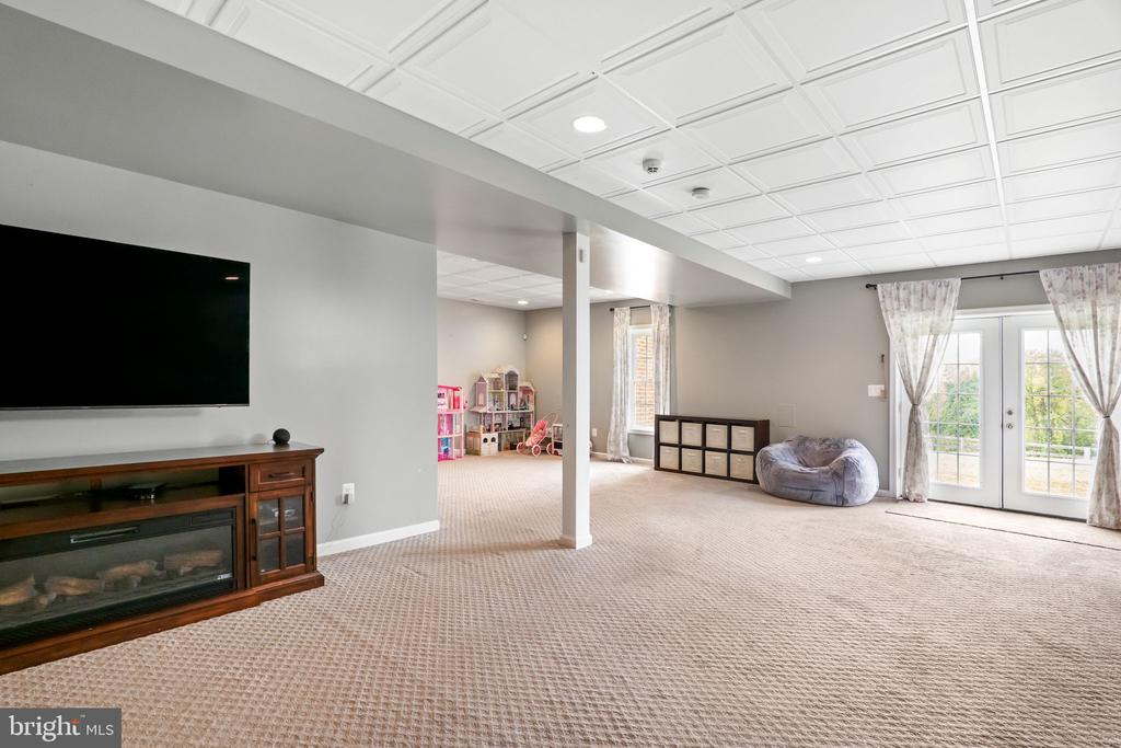 79 FALCON RIDGE DRIVE